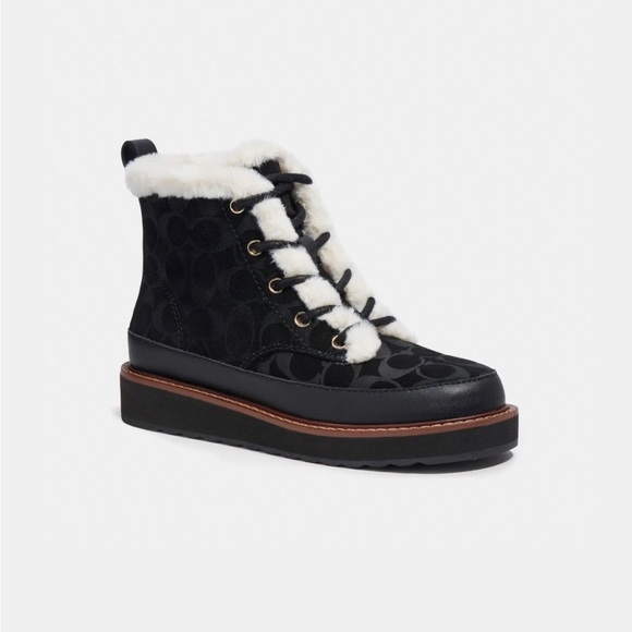 Brand New never worn Coach Amani boots size 5 with faux fur lining. - Picture 1 of 1